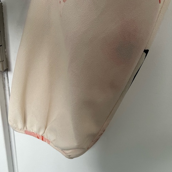 Wilfred Beige Floral Wrap Top Long Sleeves - Picture 5 of 7